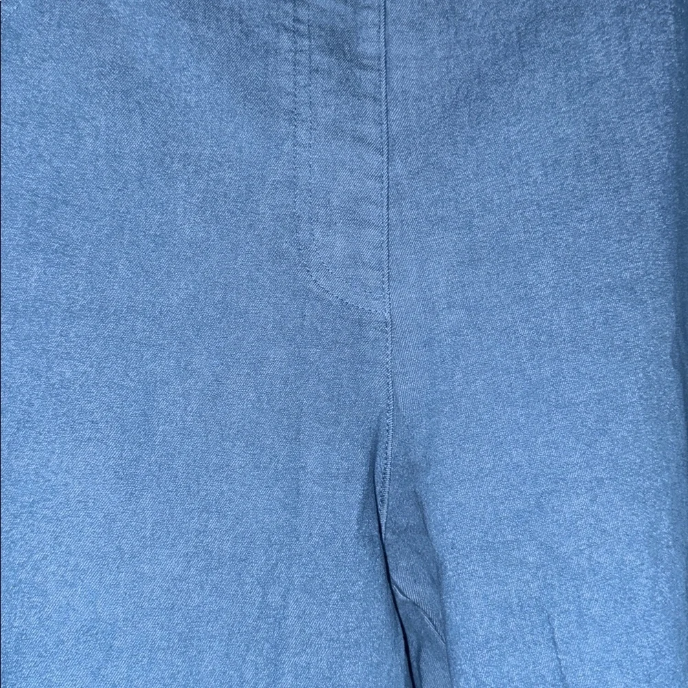 Ruby Rd Woman Light Wash Denim Capri Pants 16W Stretch Pull On Plus Size Casual - Picture 4 of 8